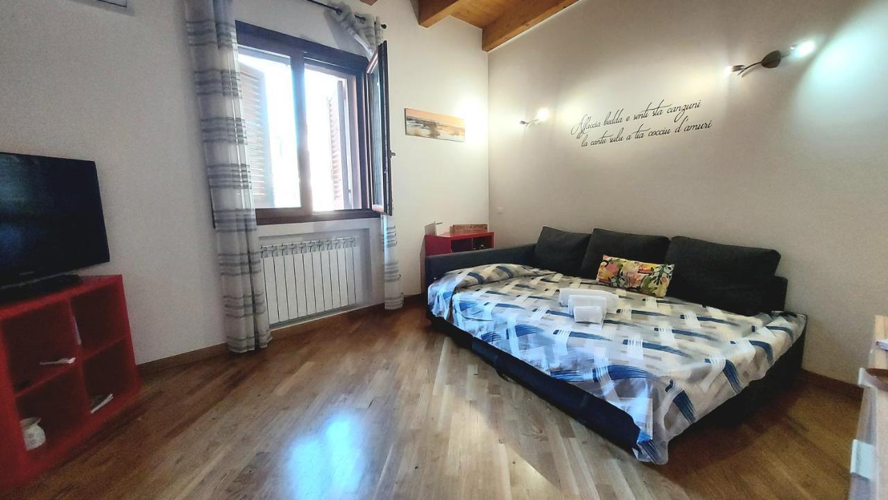 Cocciu D'Amuri Holiday House Palermo Exteriör bild