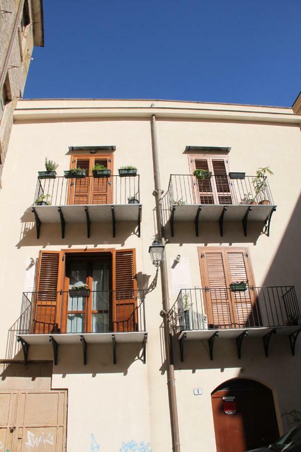 Cocciu D'Amuri Holiday House Palermo Exteriör bild