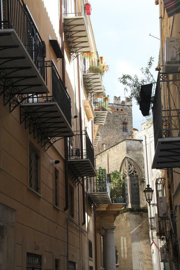 Cocciu D'Amuri Holiday House Palermo Exteriör bild
